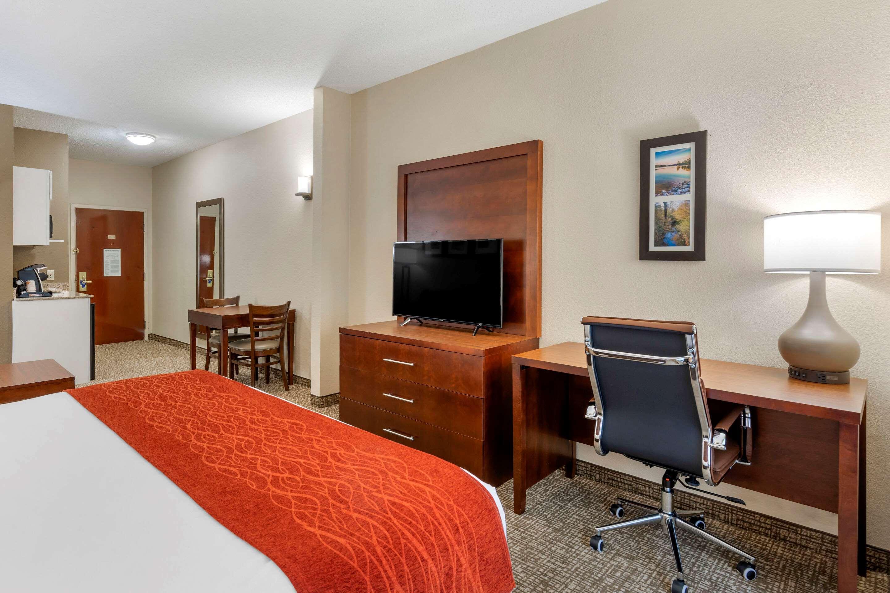 Comfort & Inn Suites CantonCanton  Kültér fotó