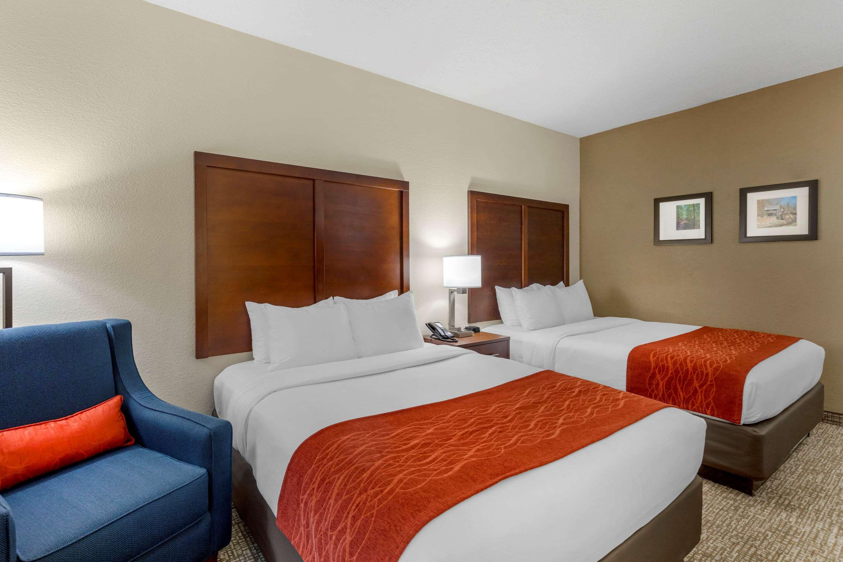 Comfort & Inn Suites CantonCanton  Kültér fotó