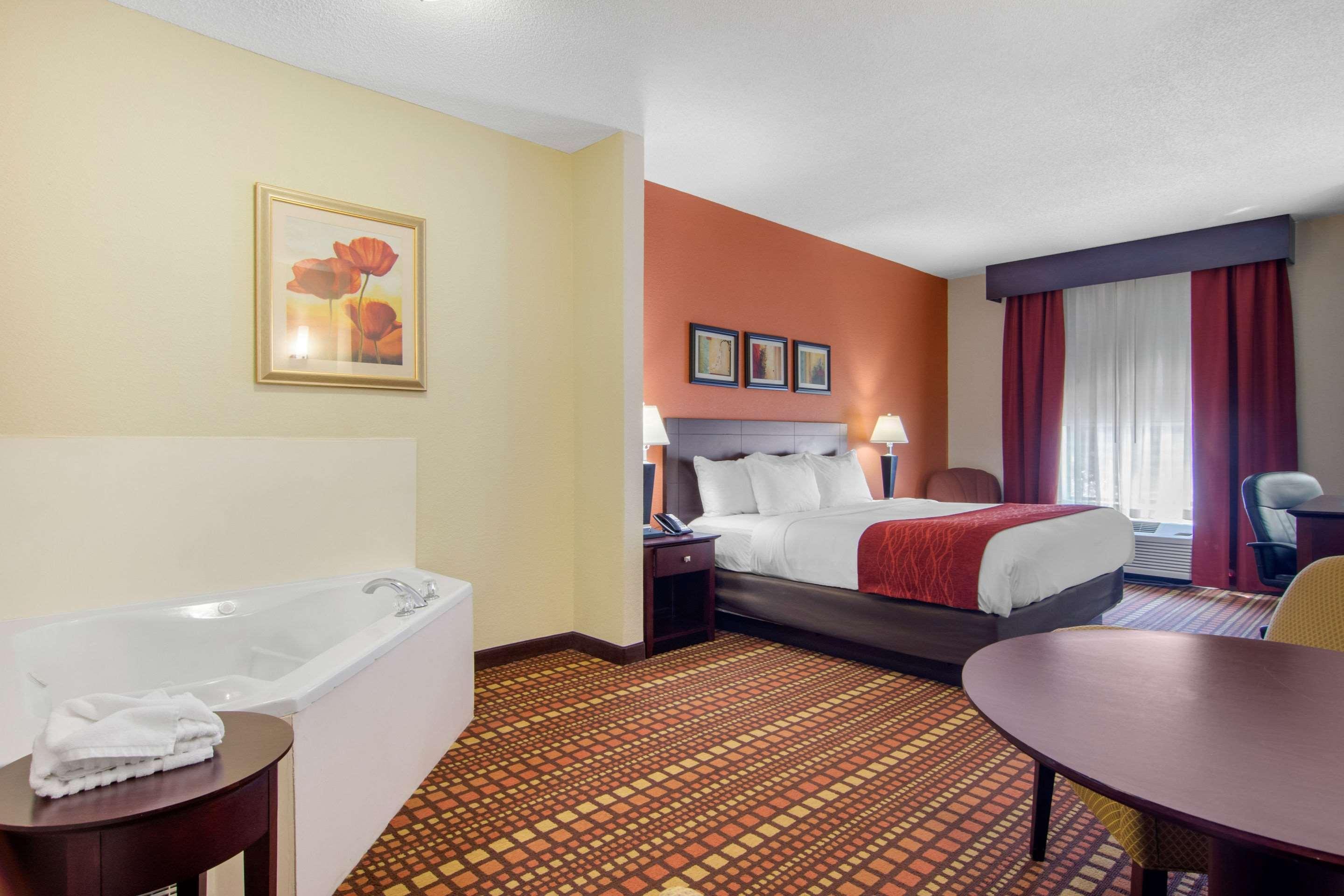 Comfort & Inn Suites CantonCanton  Kültér fotó