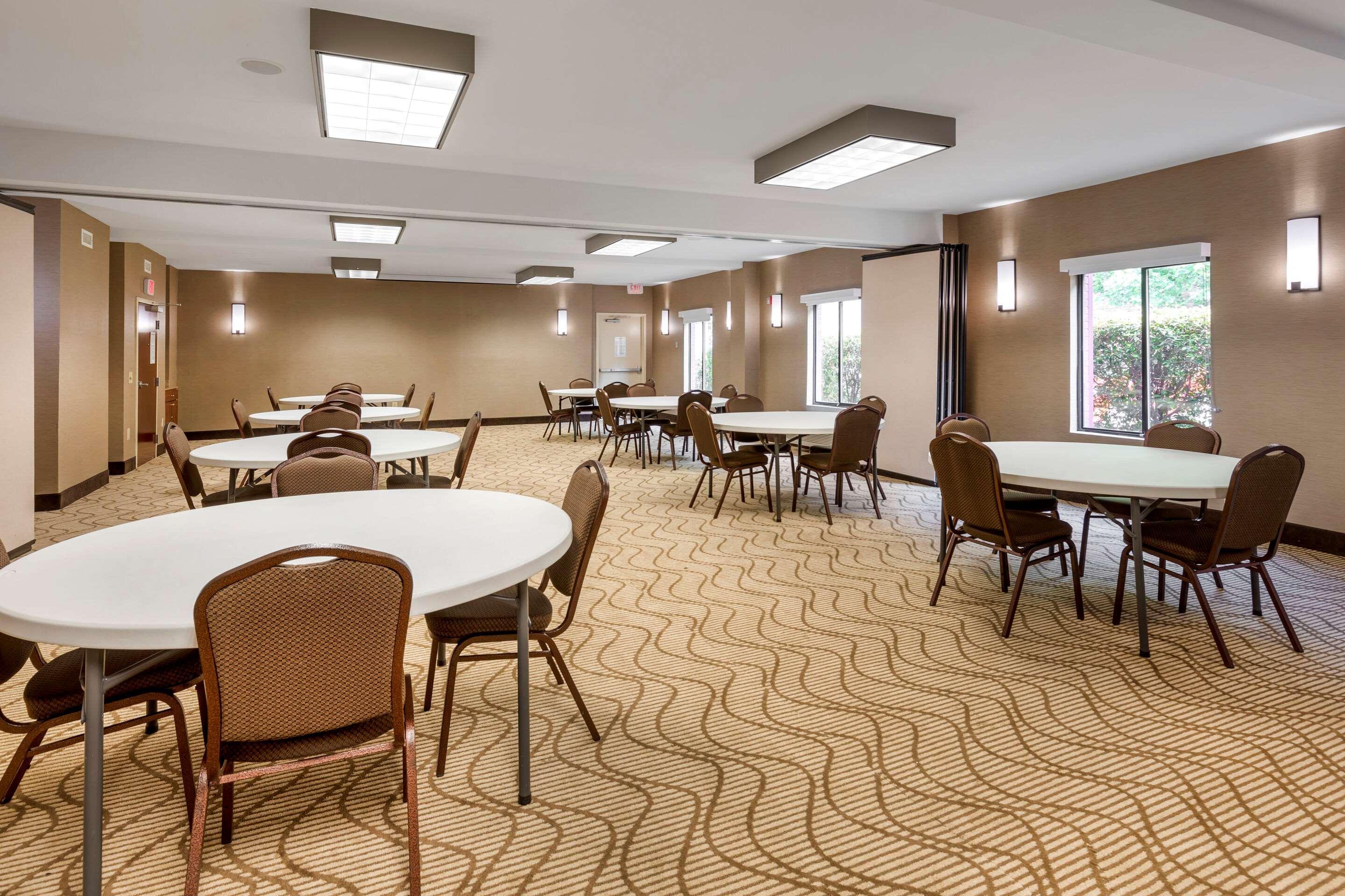 Comfort & Inn Suites CantonCanton  Kültér fotó